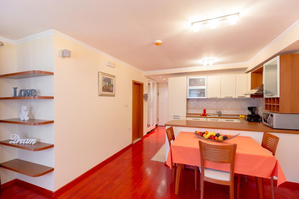 Leona & Borna'S Central Lapad Suites Dubrovník Exteriér fotografie
