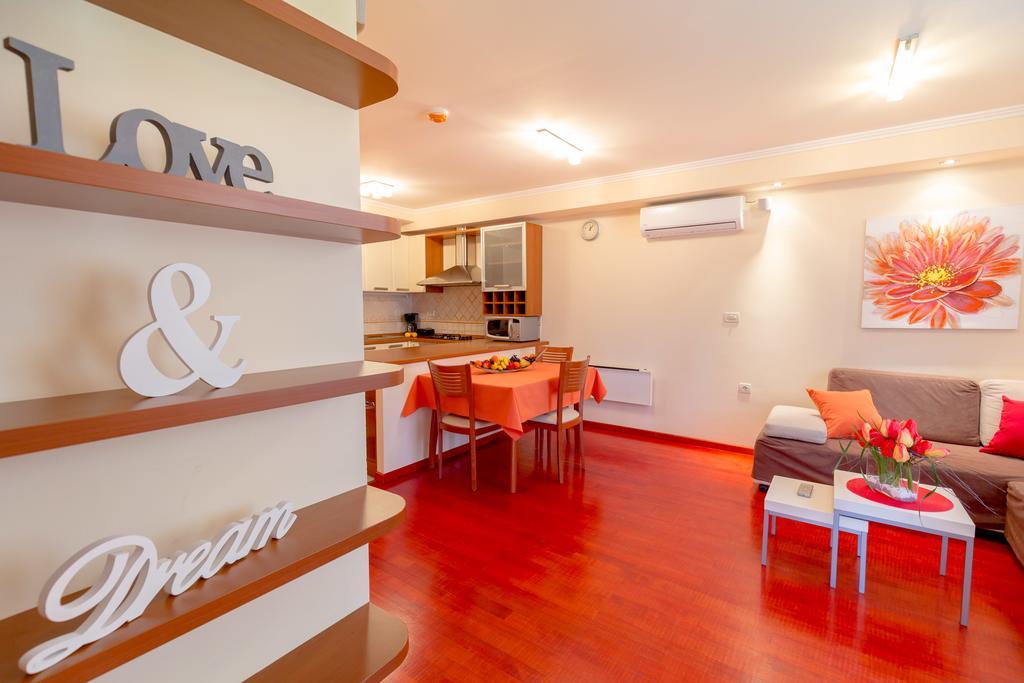 Leona & Borna'S Central Lapad Suites Dubrovník Exteriér fotografie