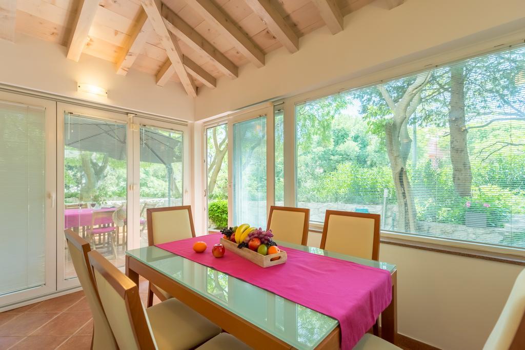 Leona & Borna'S Central Lapad Suites Dubrovník Exteriér fotografie
