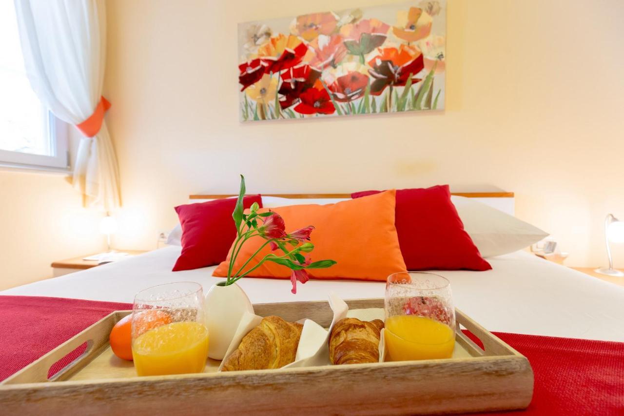Leona & Borna'S Central Lapad Suites Dubrovník Exteriér fotografie