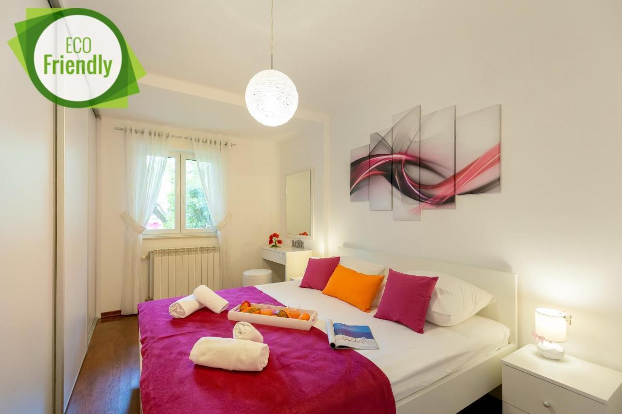 Leona & Borna'S Central Lapad Suites Dubrovník Exteriér fotografie